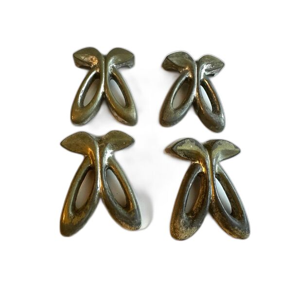 Mid Century Bow Shaped Knobs - Set of 4 - Two Hole 7/8" Center to Center - Picture 1 of 5